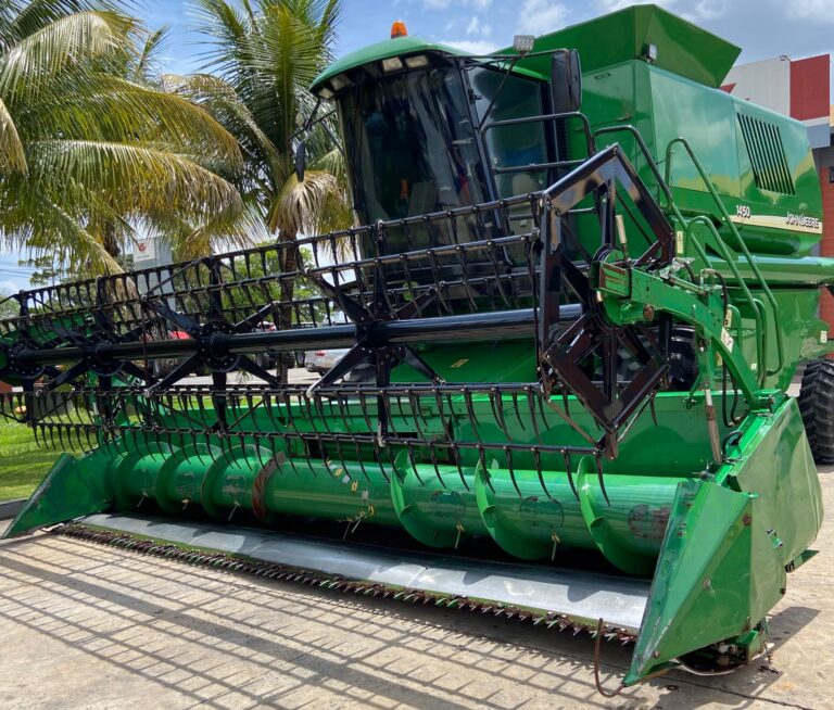 COLHEITADEIRA JOHN DEERE 1450 2003
